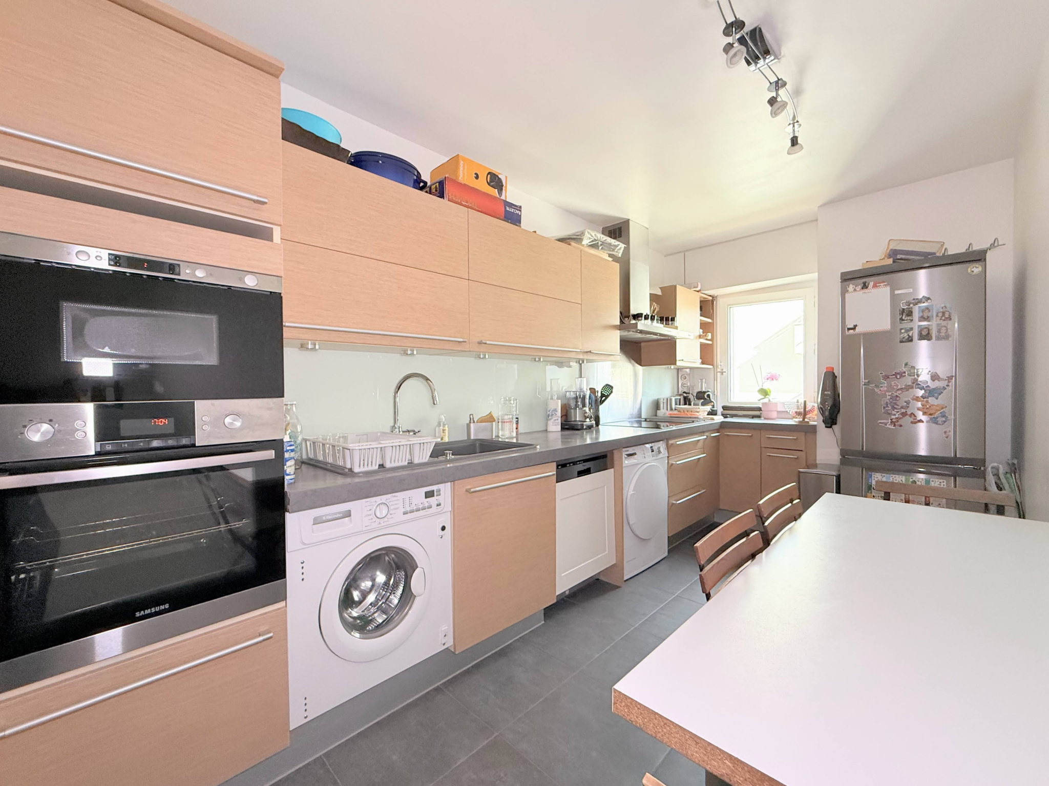 Appartement 116.3 m2 Puteaux limite Suresnes