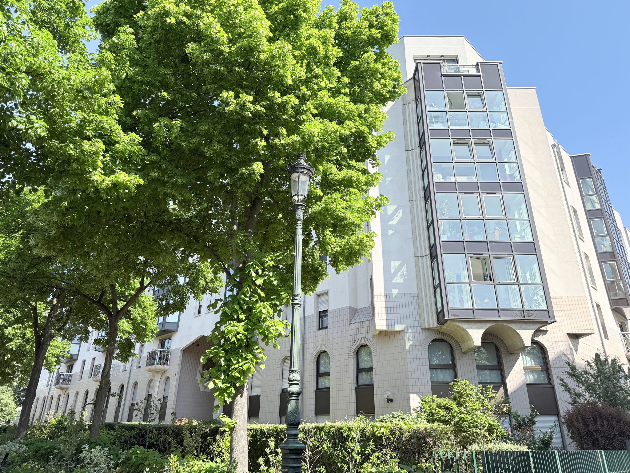 Appartement 116.3 m2 Puteaux limite Suresnes