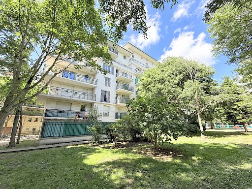 3 pièces rénové, 2e étage, à deux pas du RER A