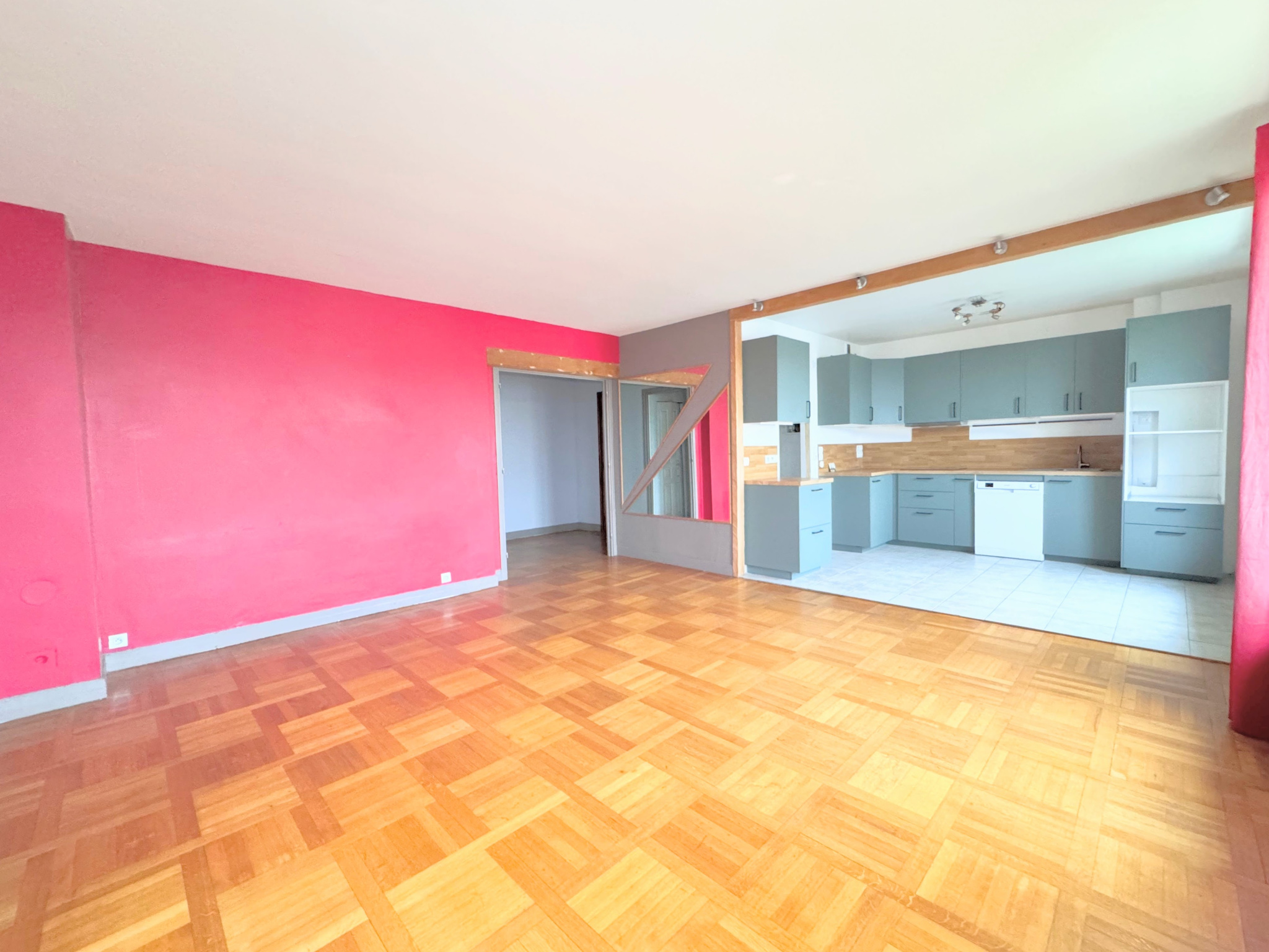 Grand 4 pièces, 3 chambres, à 2 minutes de l'hyper-centre