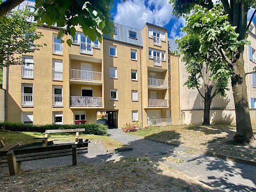 3 pièces avec parking, dernier étage, cœur de ville   DPE C - 1