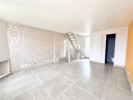 MAISON DE VILLE   2 CHAMBRES   CŒUR DE VILLE - 2