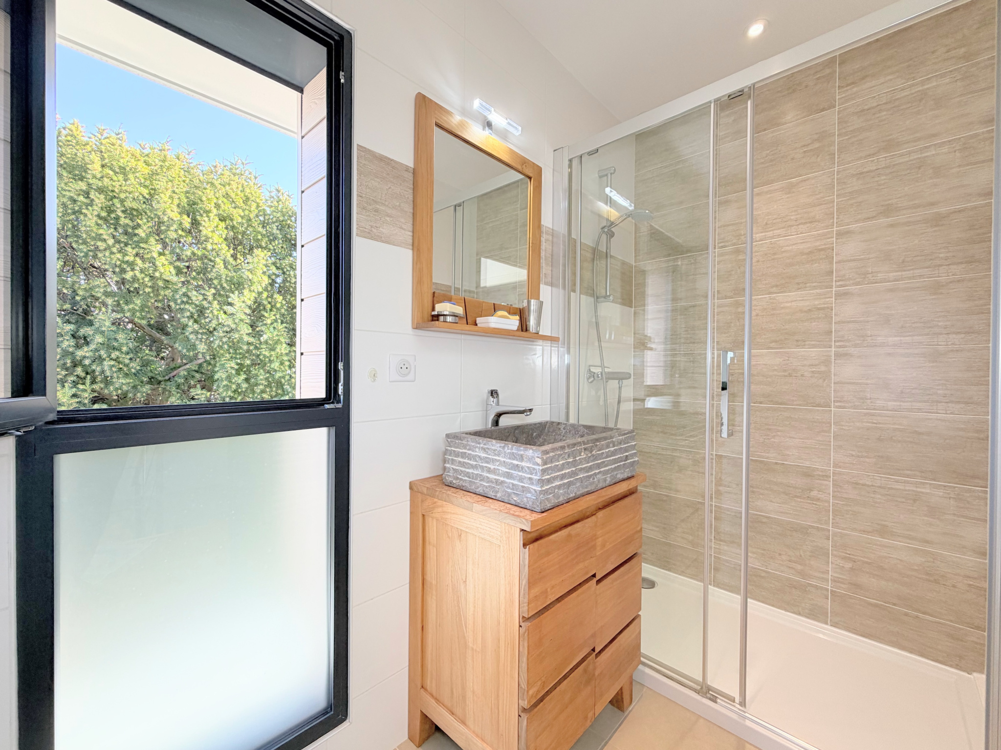 MAISON ENTRE CENTRE-VILLE ET RER A - PARCELLE DE 602 m2