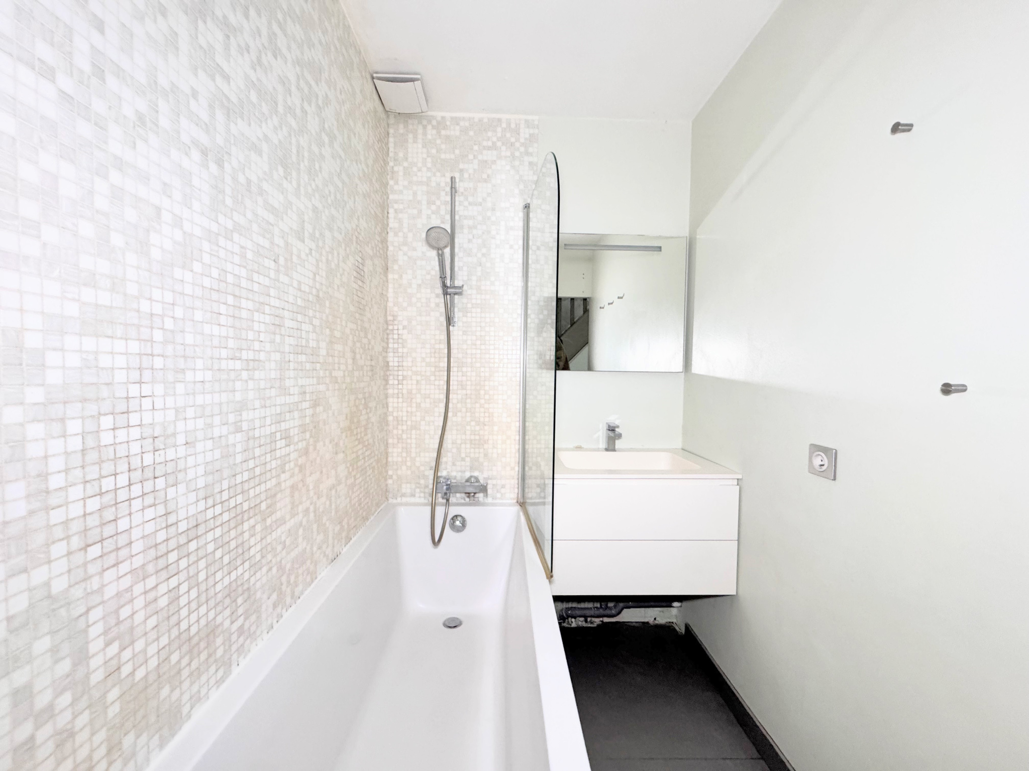 MAISON DE VILLE   2 CHAMBRES   CŒUR DE VILLE