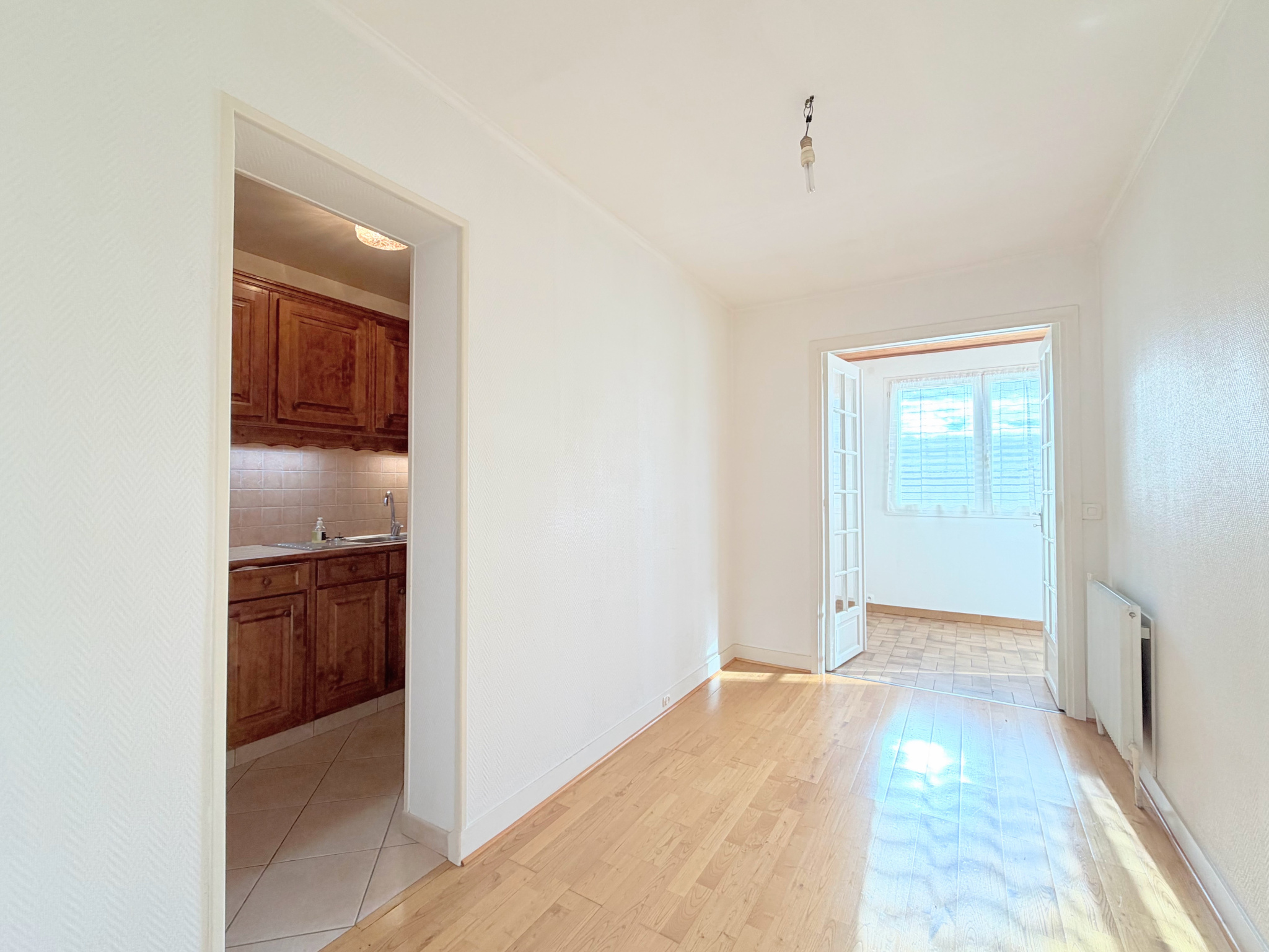 Maison limite Suresnes   Parcelle 367 m2