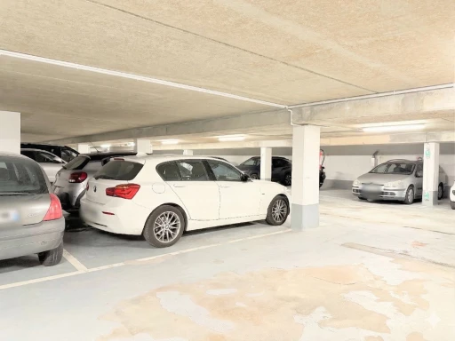 Parking souterrain à quelques pas de la rue du Château   Centre-ville de Rueil