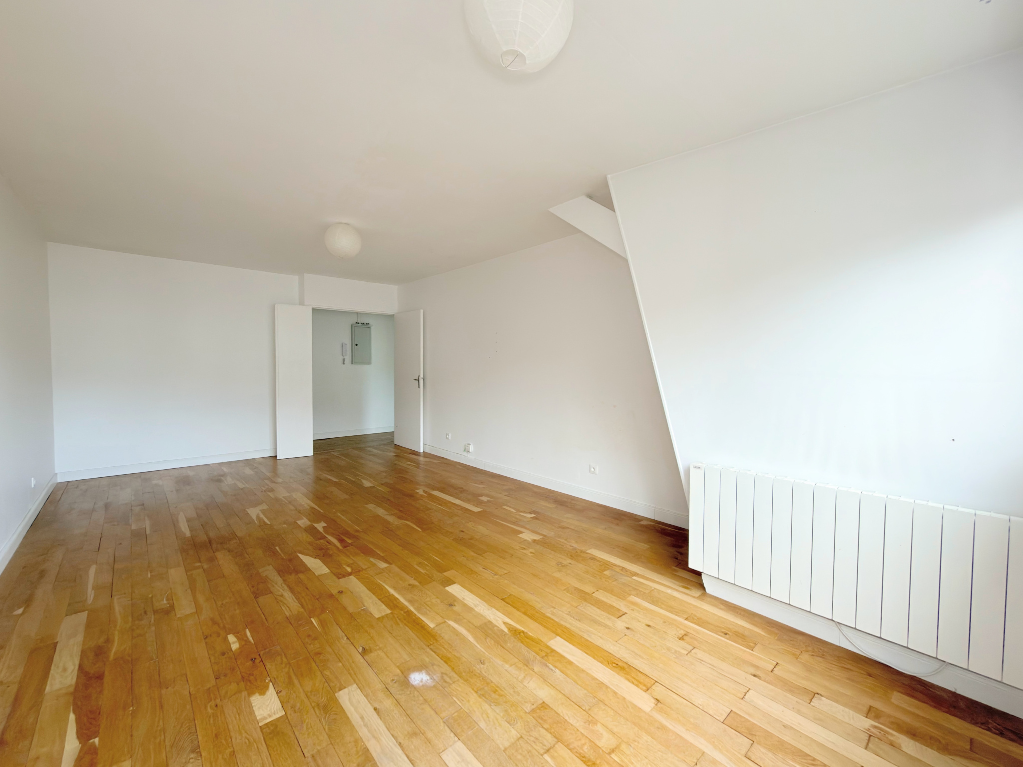 3 pièces avec parking, dernier étage, cœur de ville   DPE C