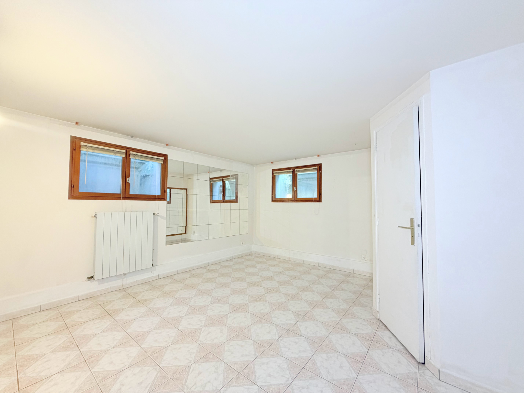 MAISON 7 PIÈCES BUZENVAL