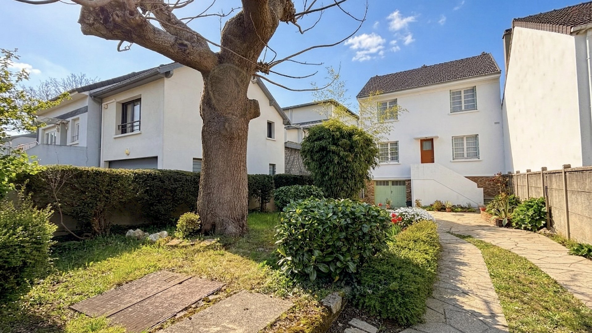 3 chambres - Maison de 91 m2 habitables sur sous-sol total (46 m2) - Parcelle 495 m2