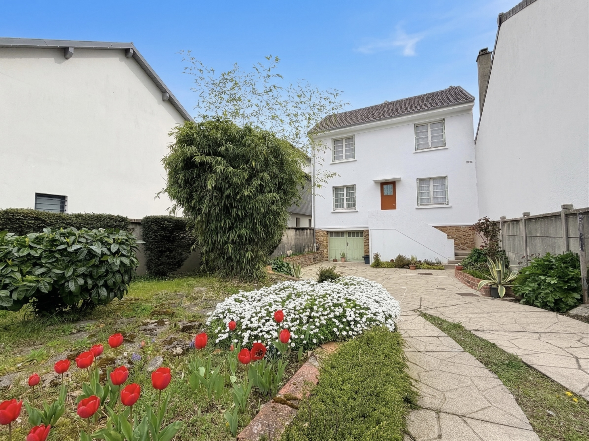 3 chambres - Maison de 91 m2 habitables sur sous-sol total (46 m2) - Parcelle 495 m2