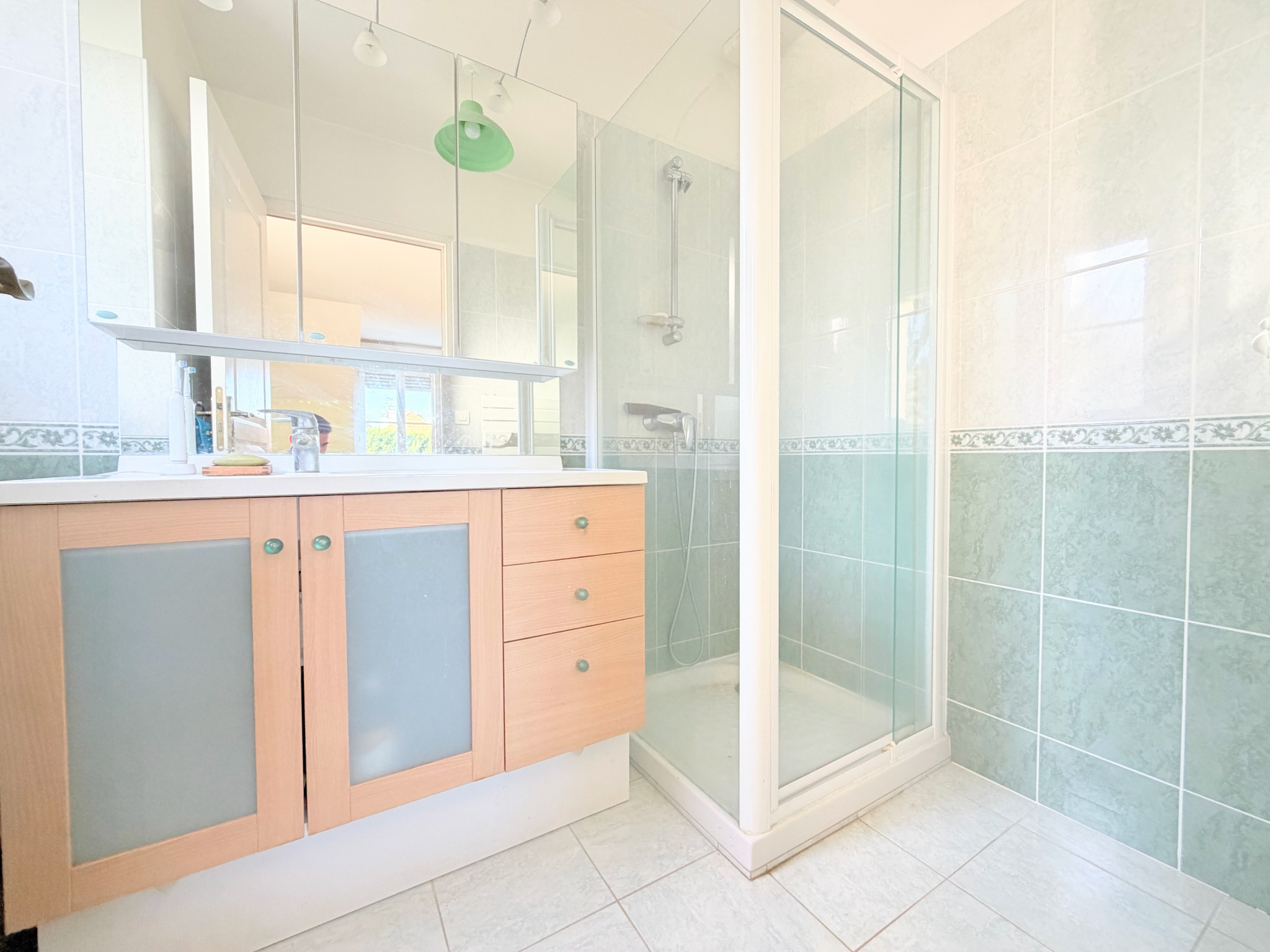 Maison Buzenval   DPE C, 4 chambres, jardin, garage et sous-sol