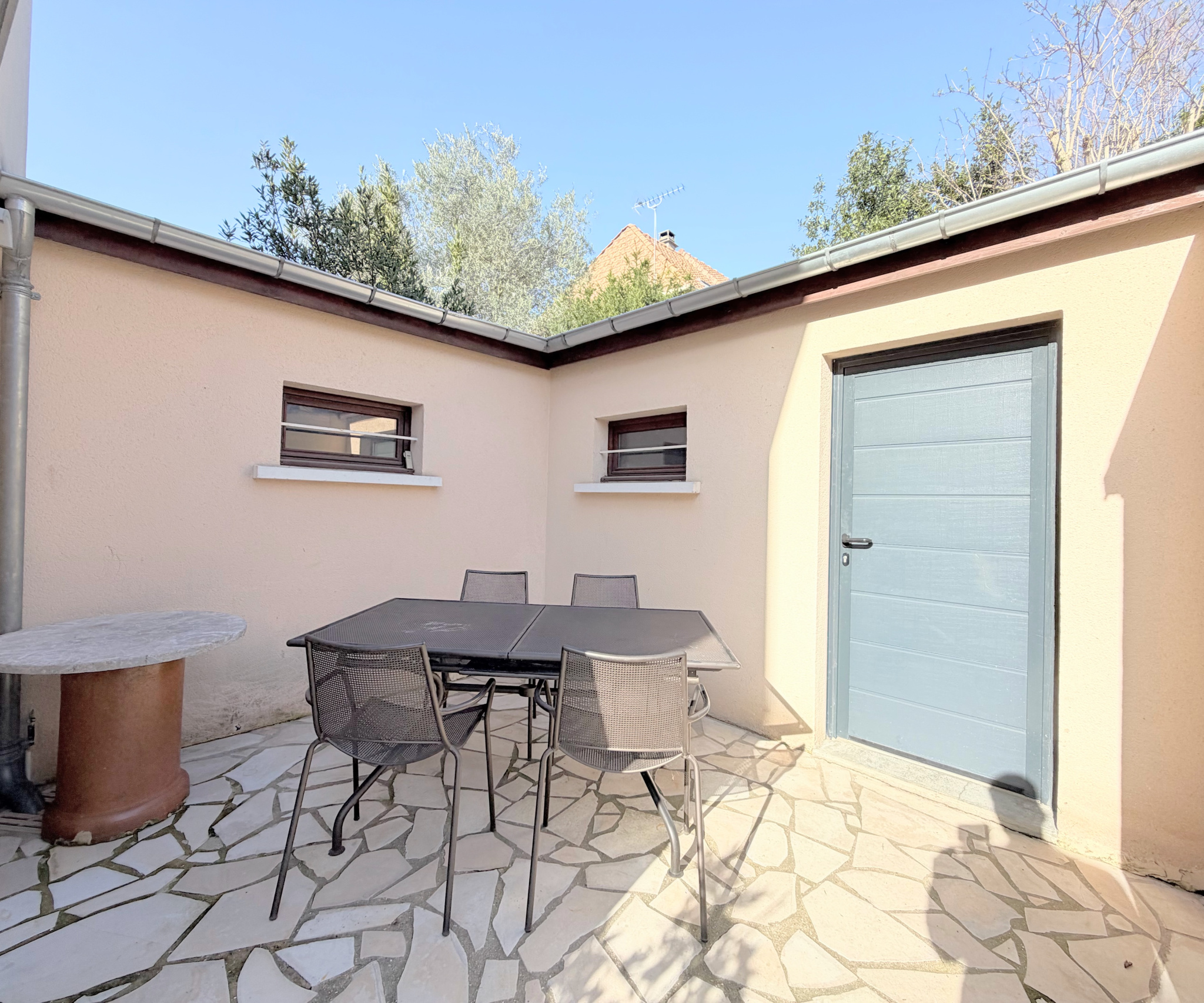 MAISON ENTRE CENTRE-VILLE ET RER A - PARCELLE DE 602 m2