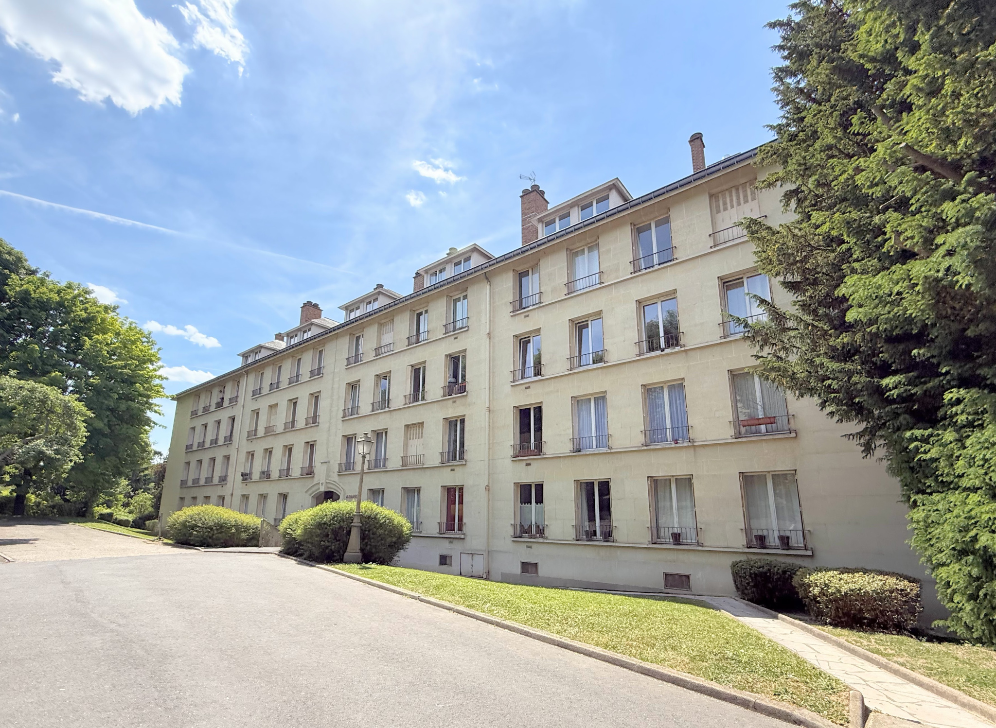 Grand 4 pièces, 3 chambres, à 2 minutes de l'hyper-centre