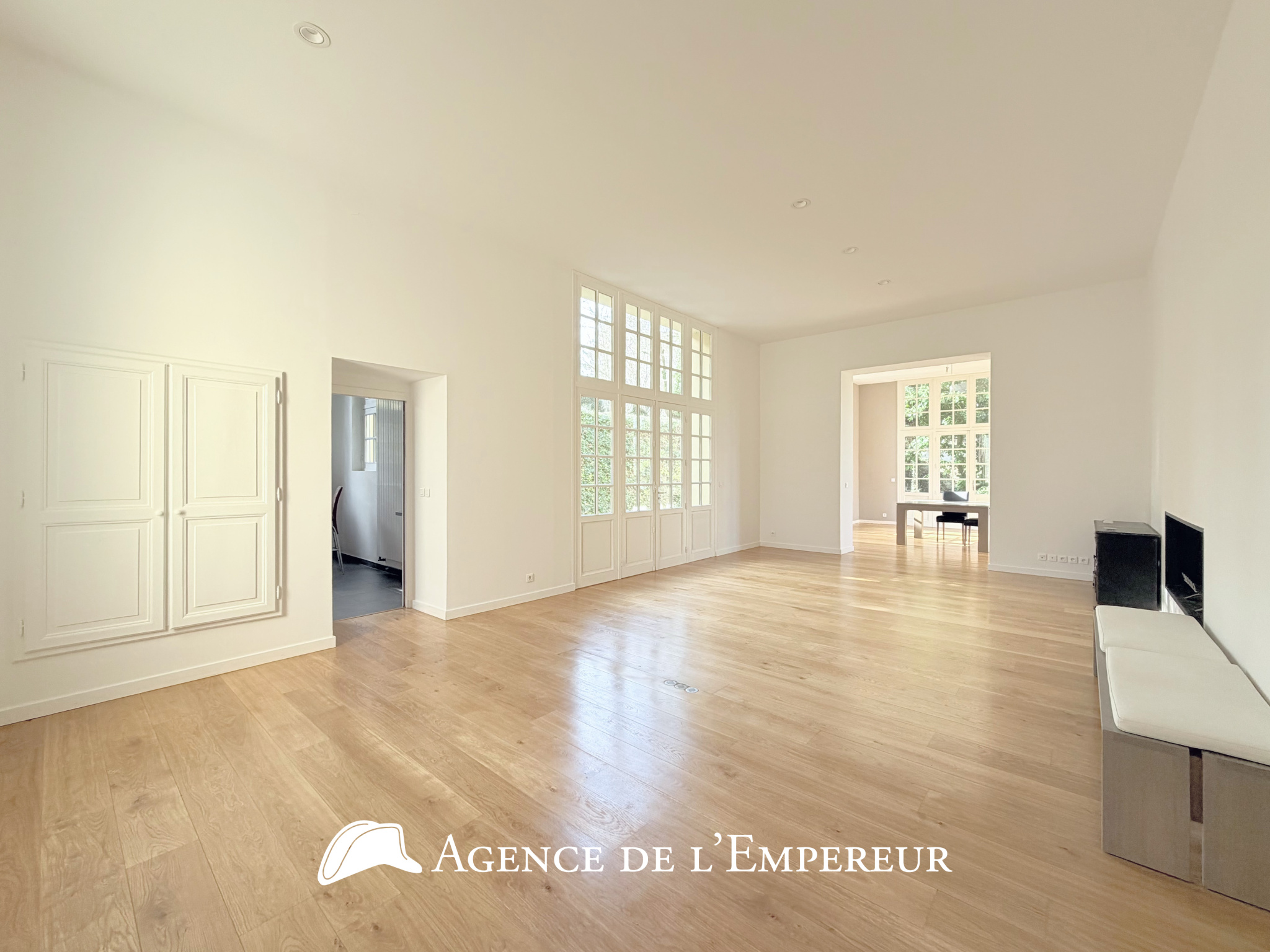 Demeure dans le Parc de la Malmaison, parcelle de 3 000 m2