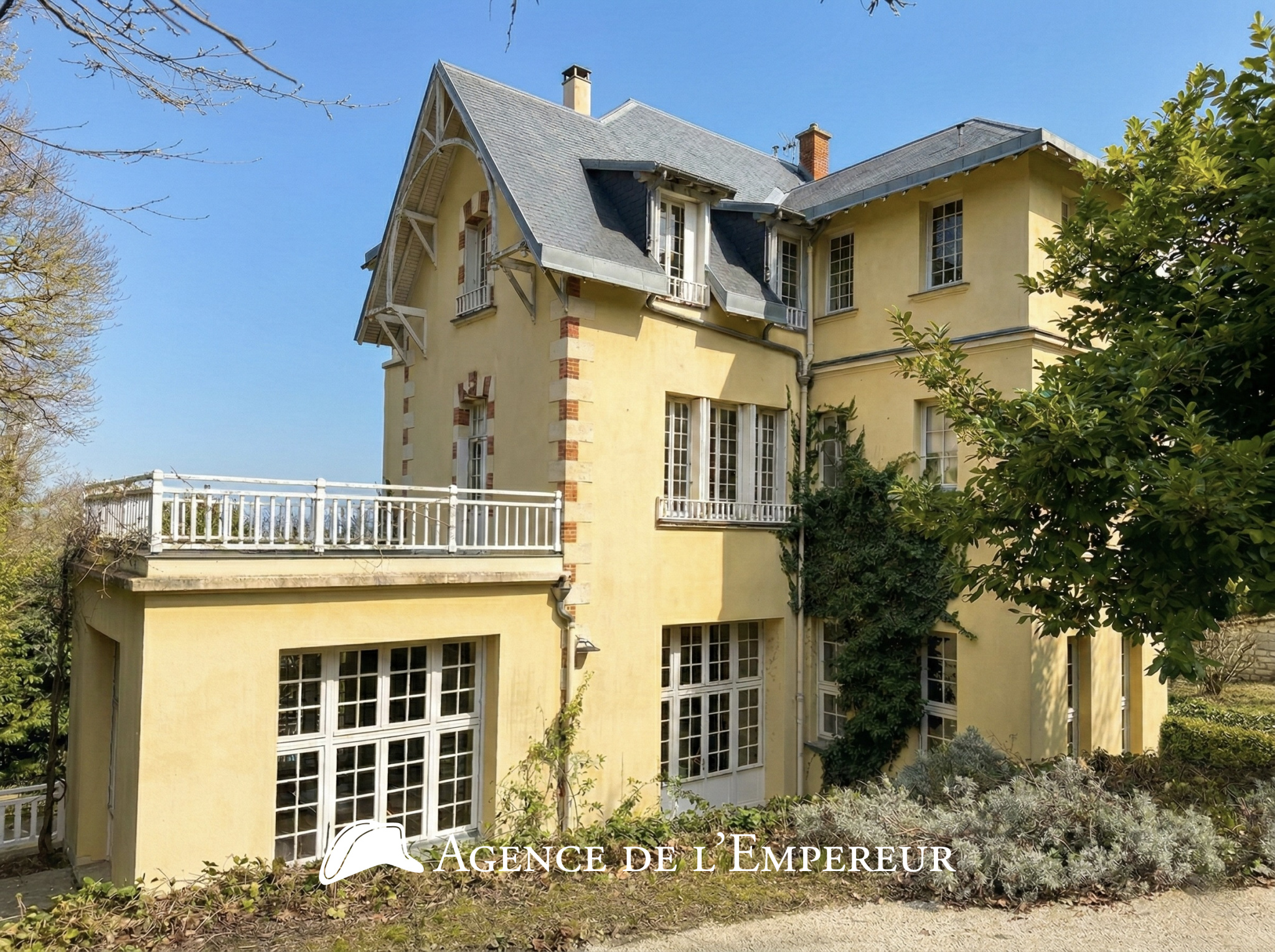 Demeure dans le Parc de la Malmaison, parcelle de 3 000 m2