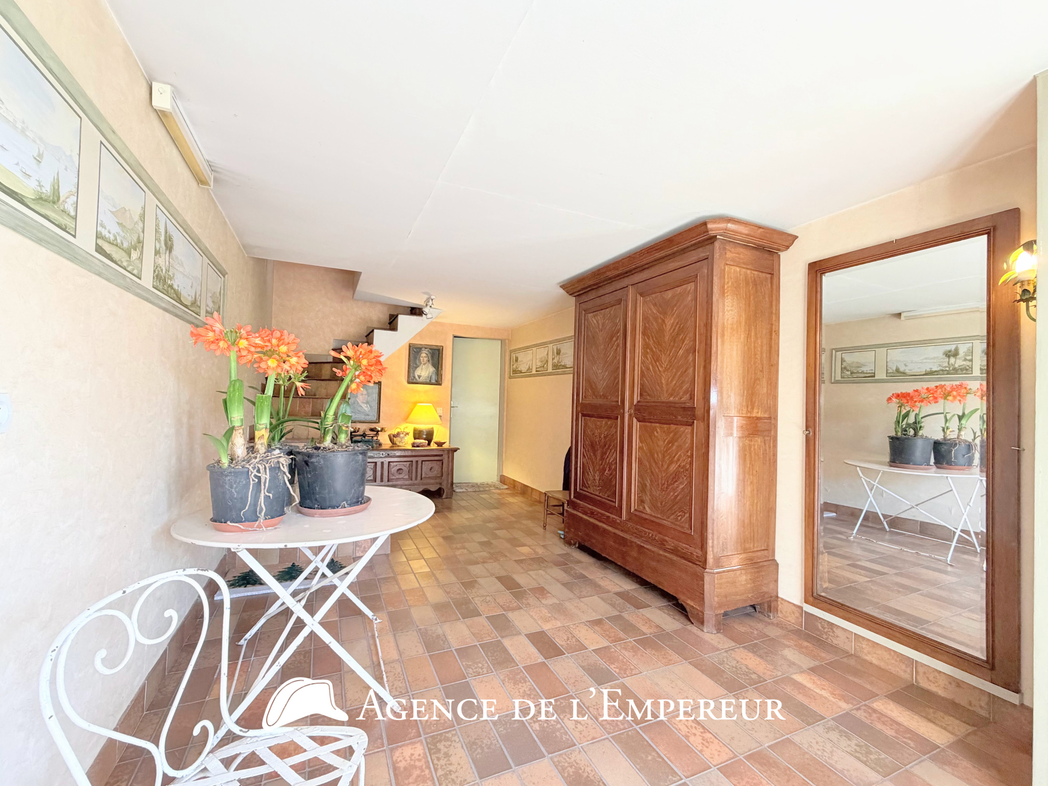 Maison 175 m2 - Parcelle 584 m2 - 6 chambres - Châtaigneraie/Richelieu