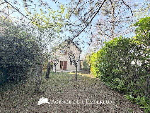 MAISON 7 PIÈCES BUZENVAL