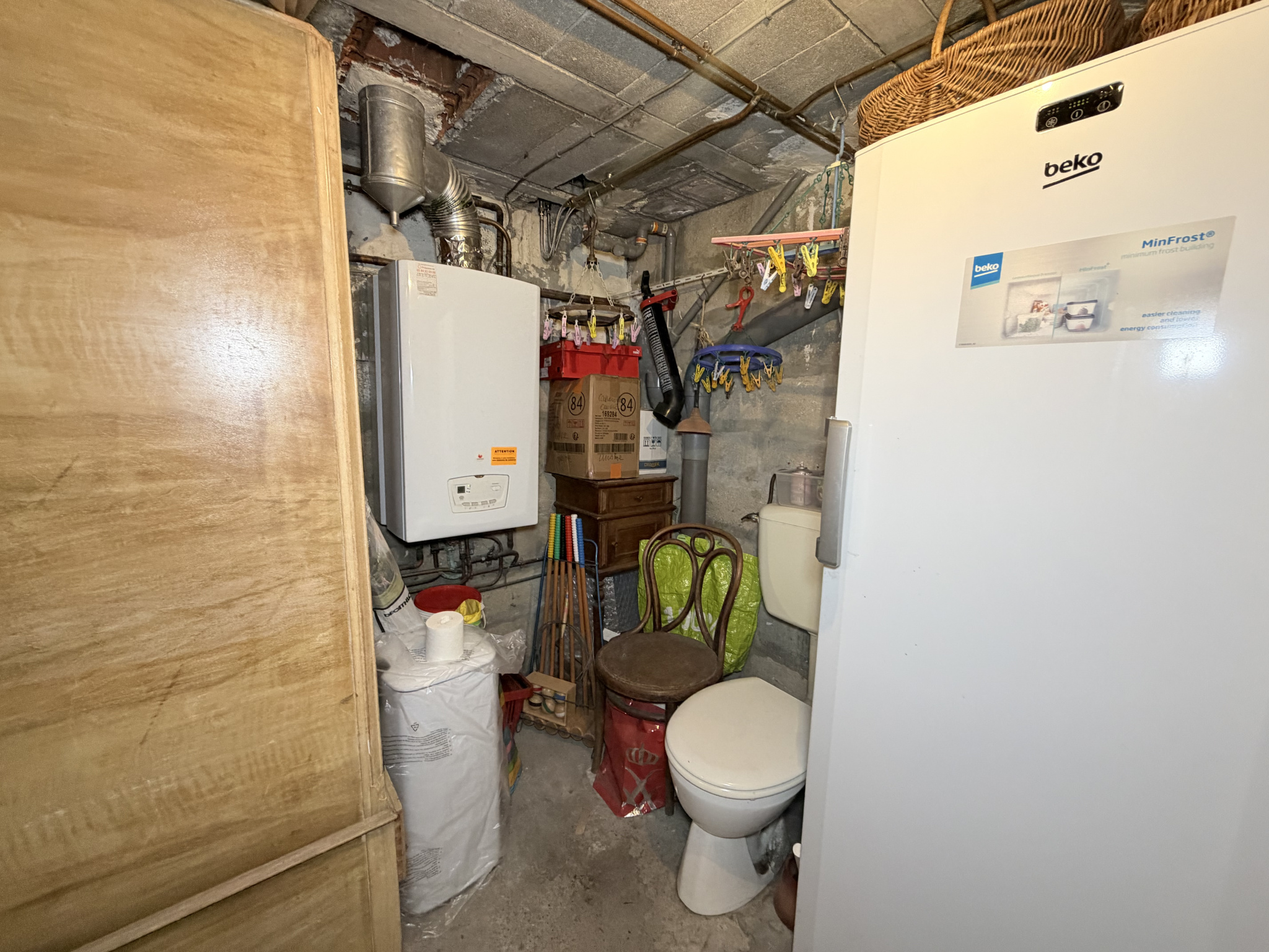 MAISON 4 CHAMBRES AU CALME À PROXIMITÉ DE LA PLACE BESCHE