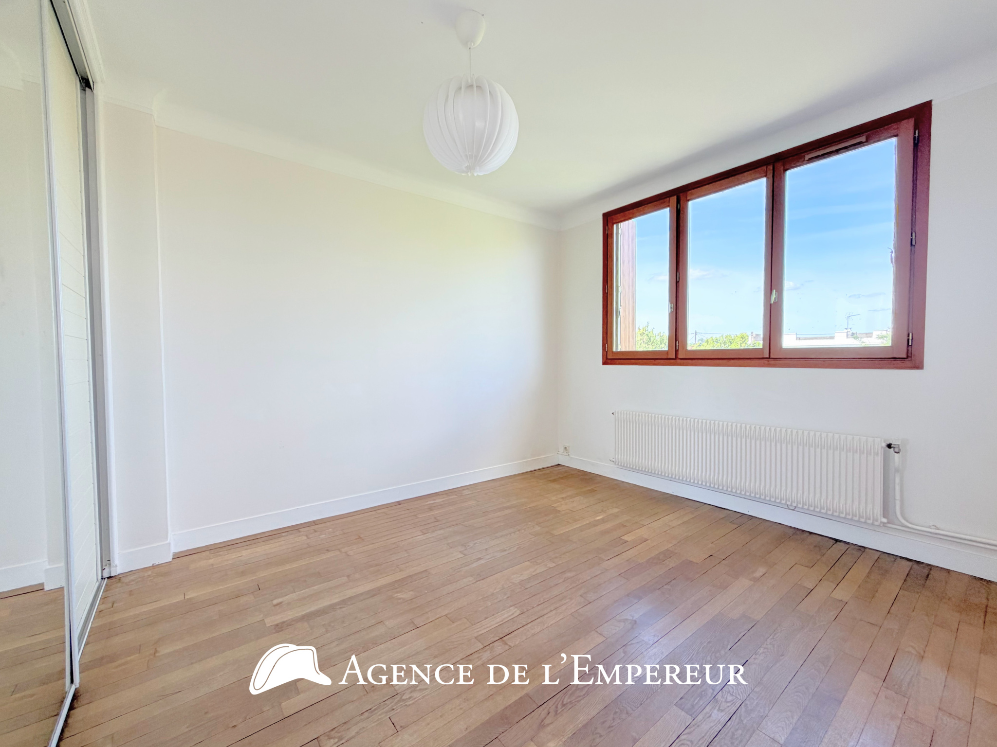 Maison avec jardin   proche Bois-Préau