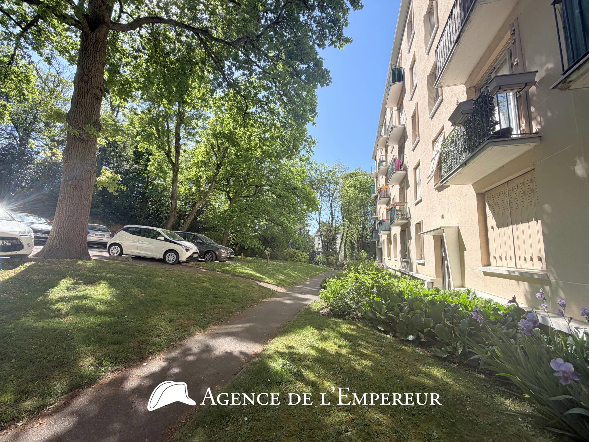 3 pièces traversant Rueil Buzenval, environnement calme et verdoyant