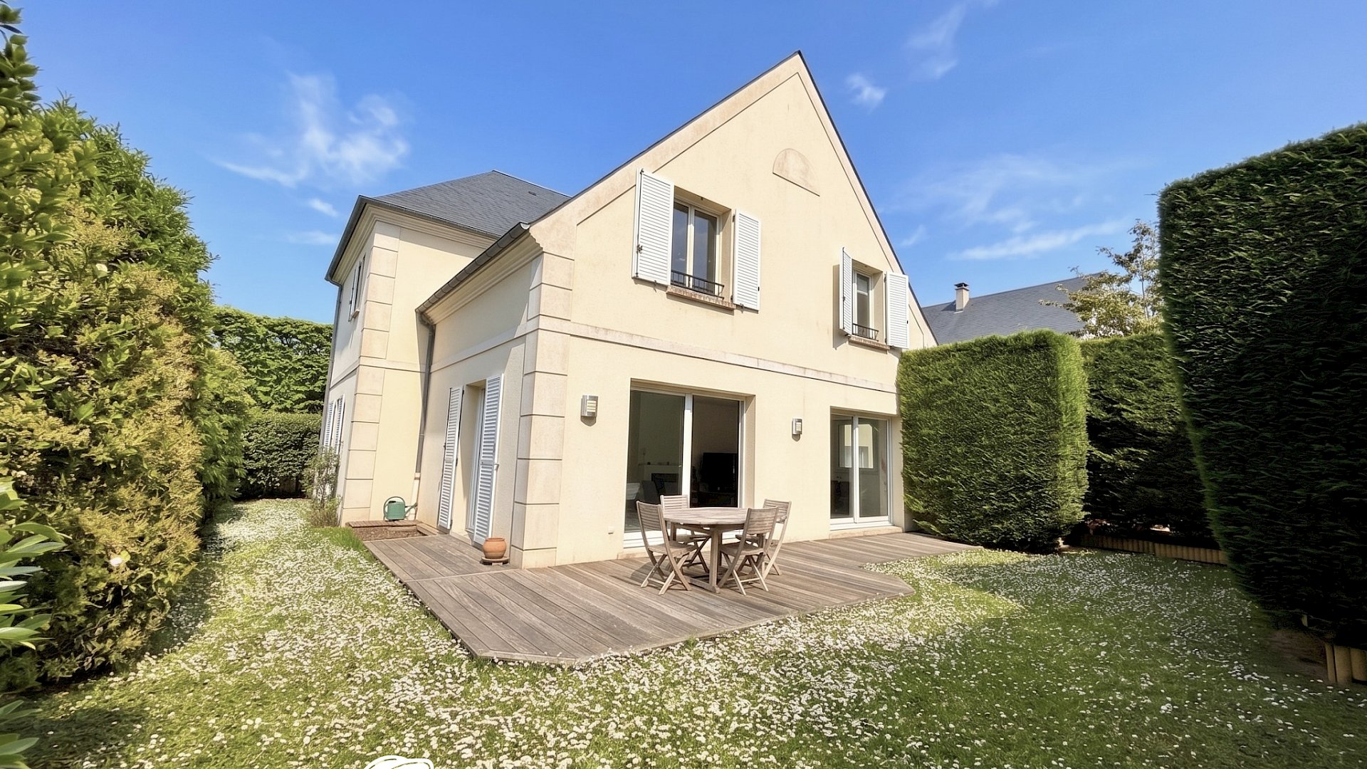 Maison familiale de 160 m2 carrez - 5 chambres