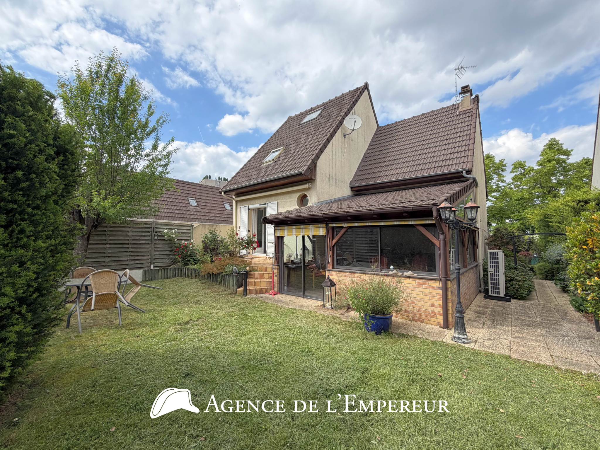 Maison 6 pièces Buzenval/Chataigneraie-Richelieu