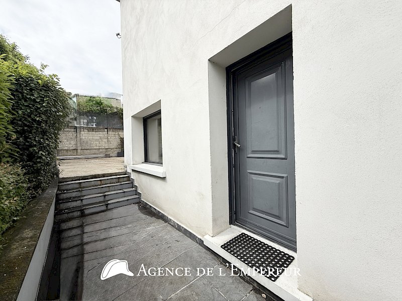 Rueil limite Suresnes