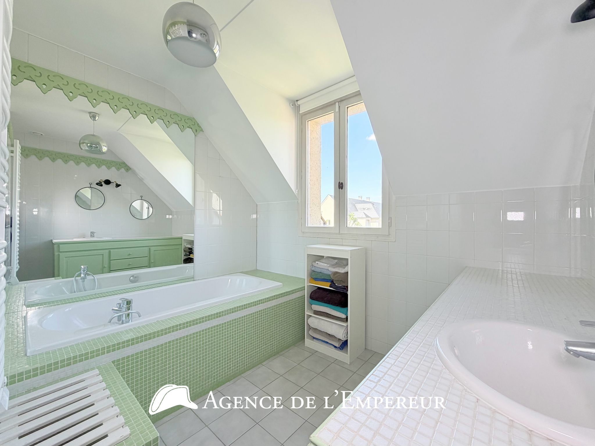 Grande maison 237 m2 Buzenval