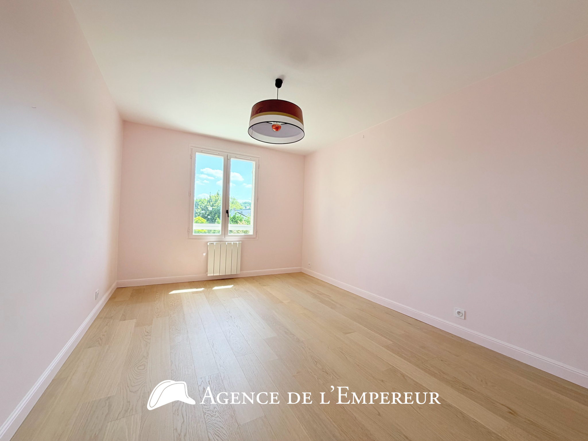 Grande maison 237 m2 Buzenval
