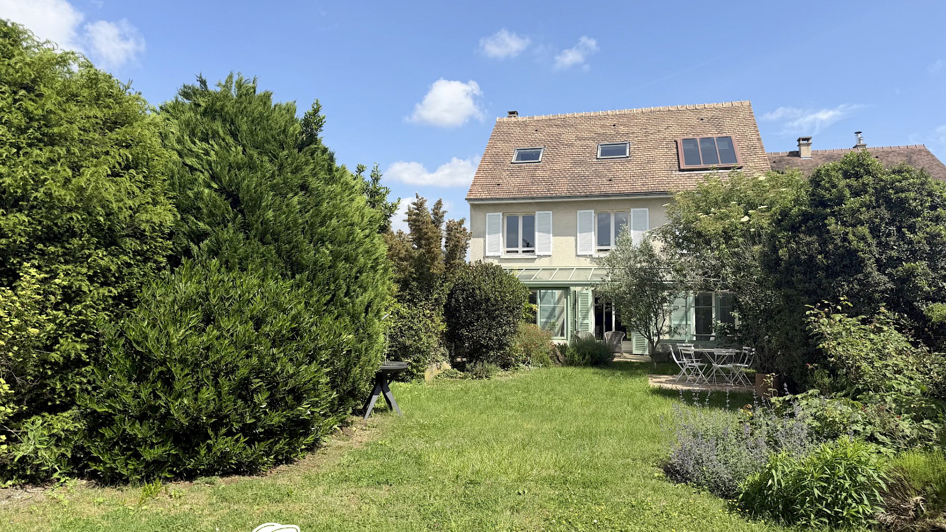 Grande maison 237 m2 Buzenval
