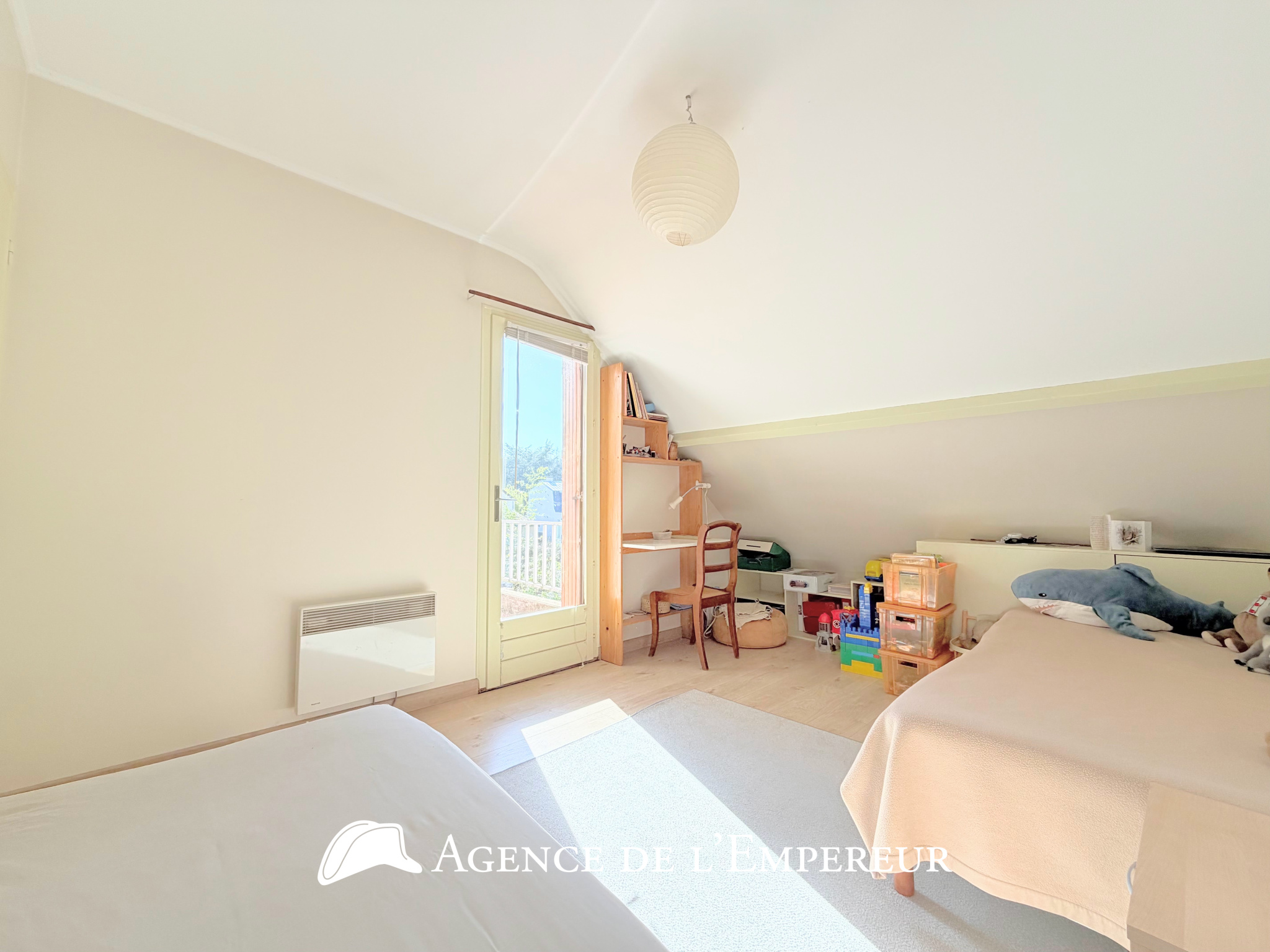 Maison 175 m2 - Parcelle 584 m2 - 6 chambres - Châtaigneraie/Richelieu