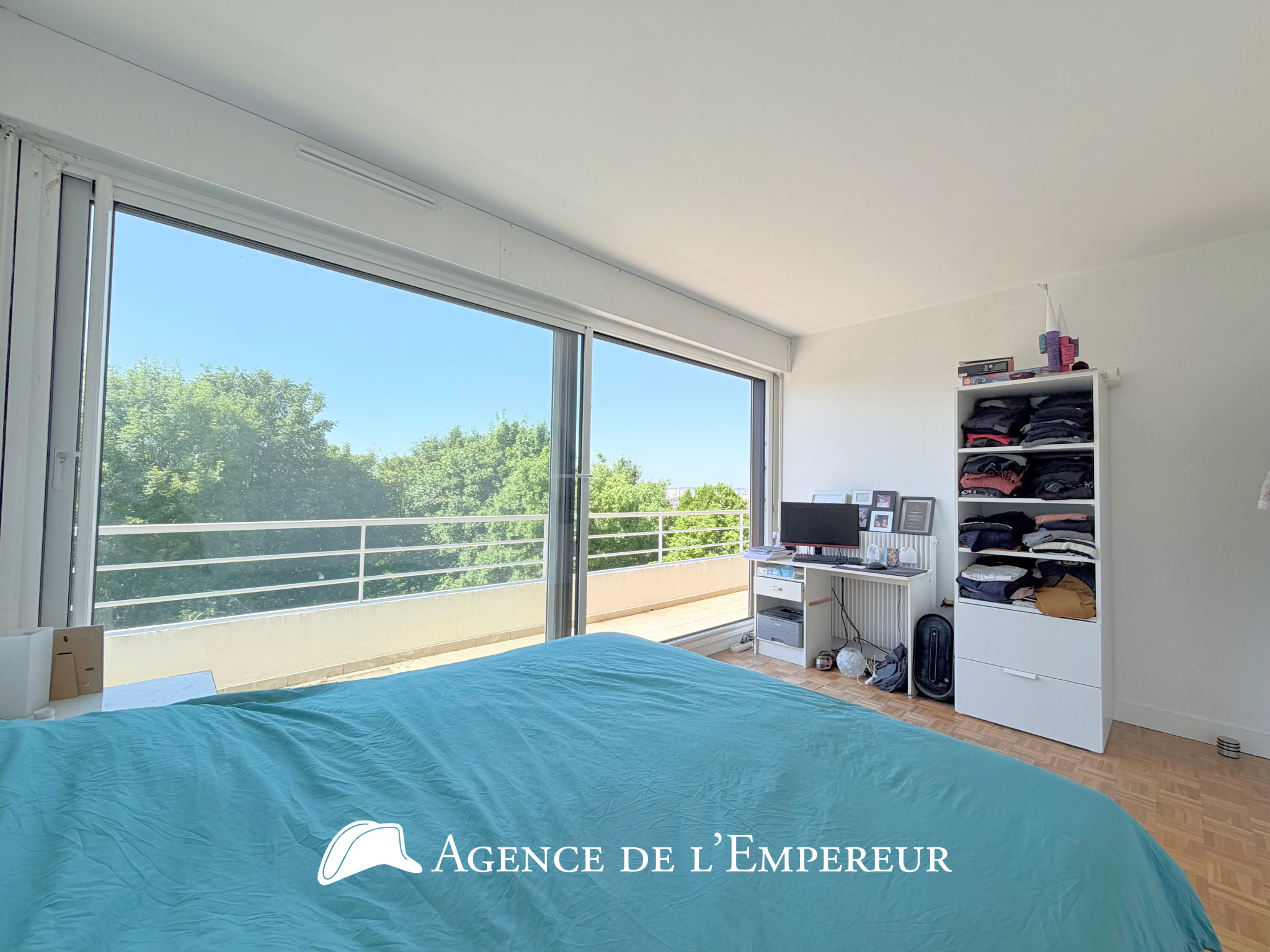 5 PIÈCES DERNIER ÉTAGE, 2 BALCONS, CAVE ET PARKING EN SS   BOIS-PRÉAU