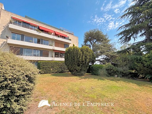 4 Pièces de 79,74 m2 - Balcon, cave et parking. Suresnes - 1