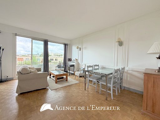 4 Pièces de 79,74 m2 - Balcon, cave et parking. Suresnes - 3