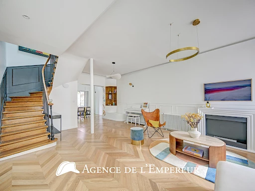 MAGNIFIQUE MAISON EN LOCATION   CŒUR DE VILLE