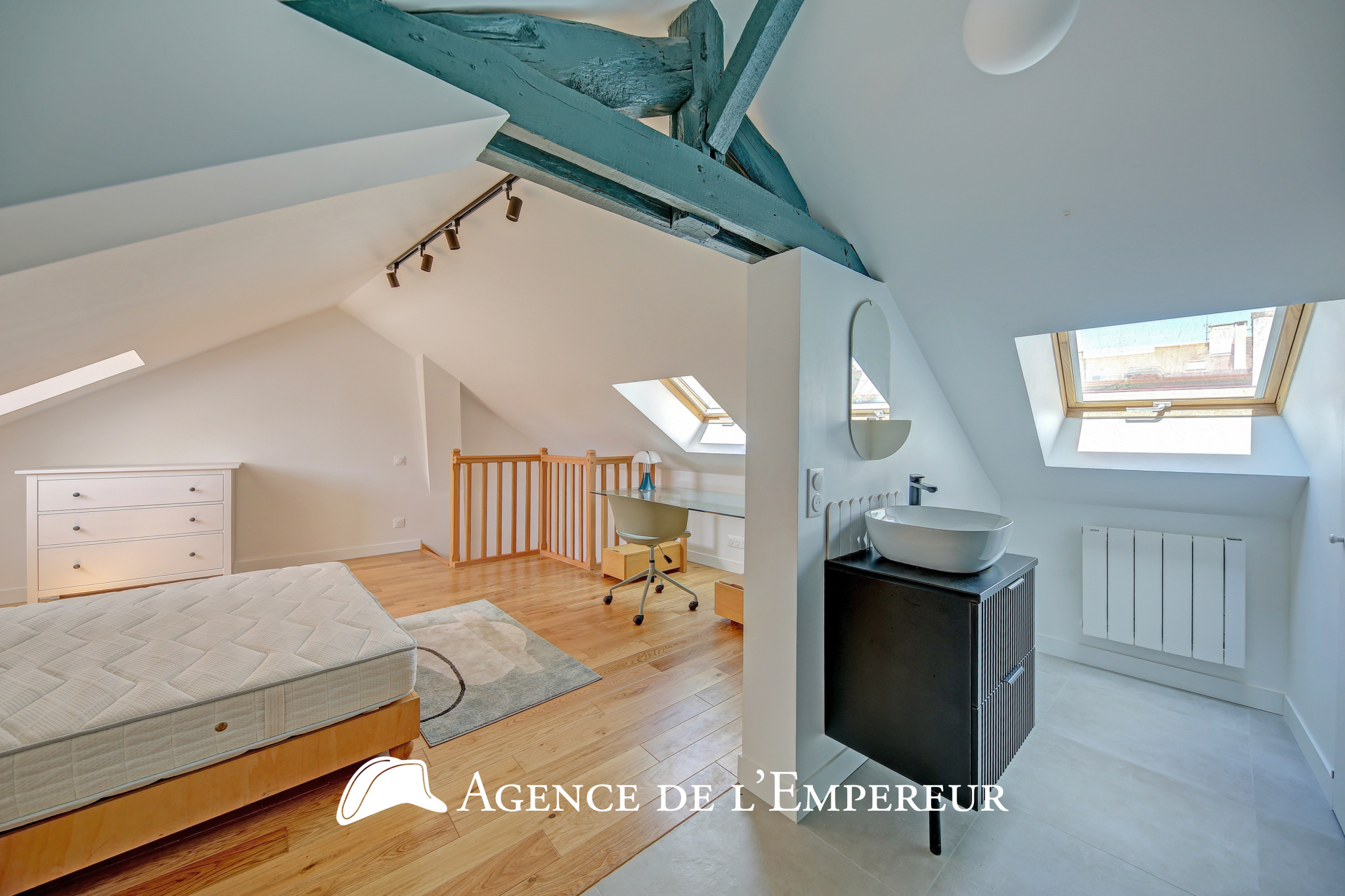 MAGNIFIQUE MAISON EN LOCATION   CŒUR DE VILLE