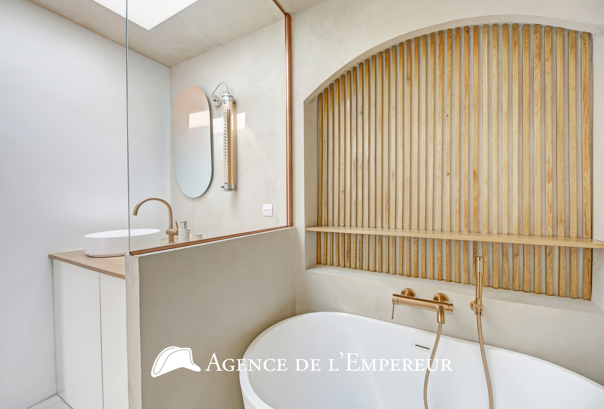MAGNIFIQUE MAISON EN LOCATION   CŒUR DE VILLE