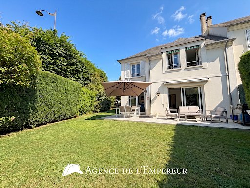 Maison familiale de 145 m2 Carrez - 5 chambres
