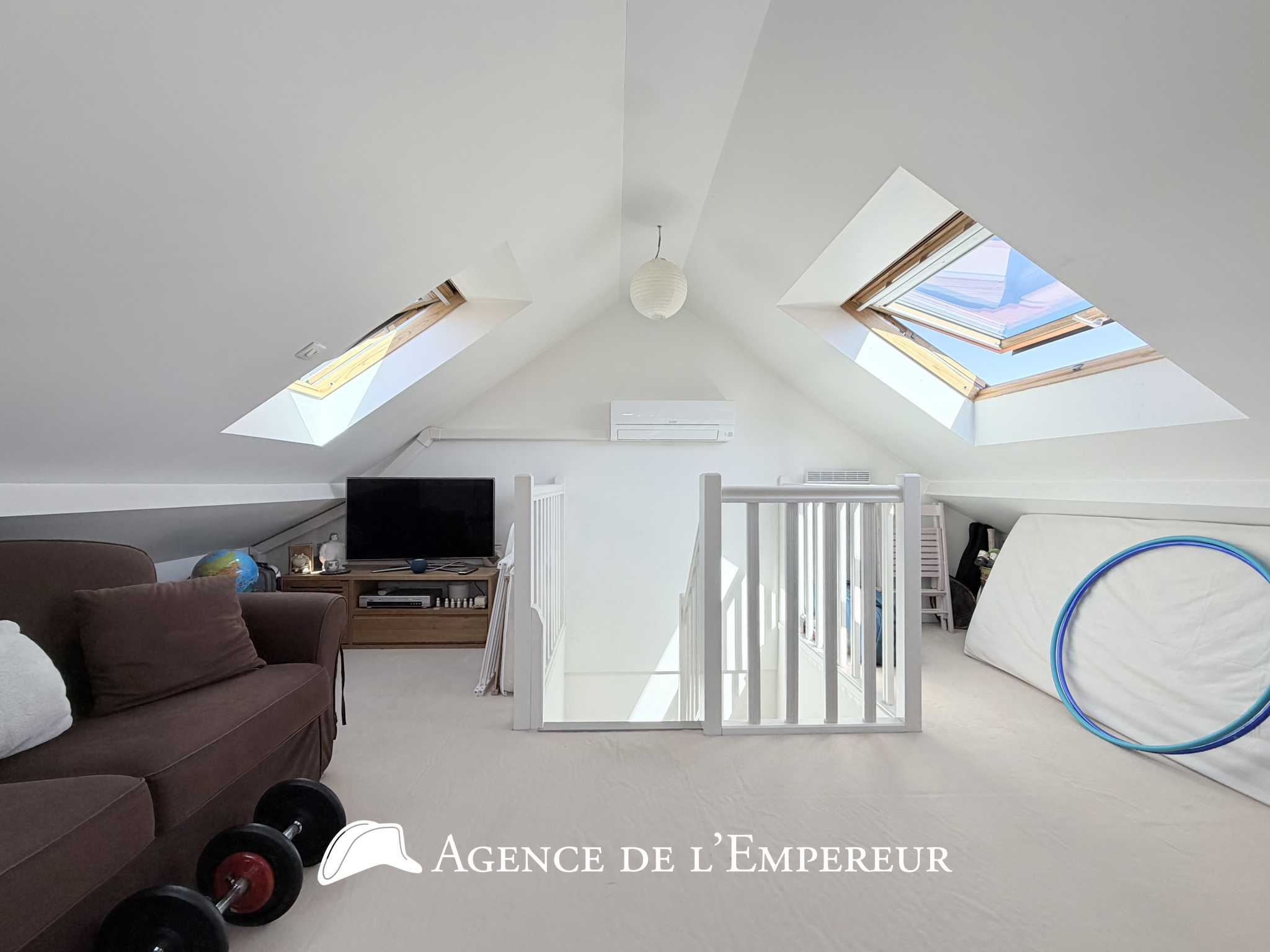 MAISON 4 CHAMBRES NANTERRE, PROCHE RUEIL
