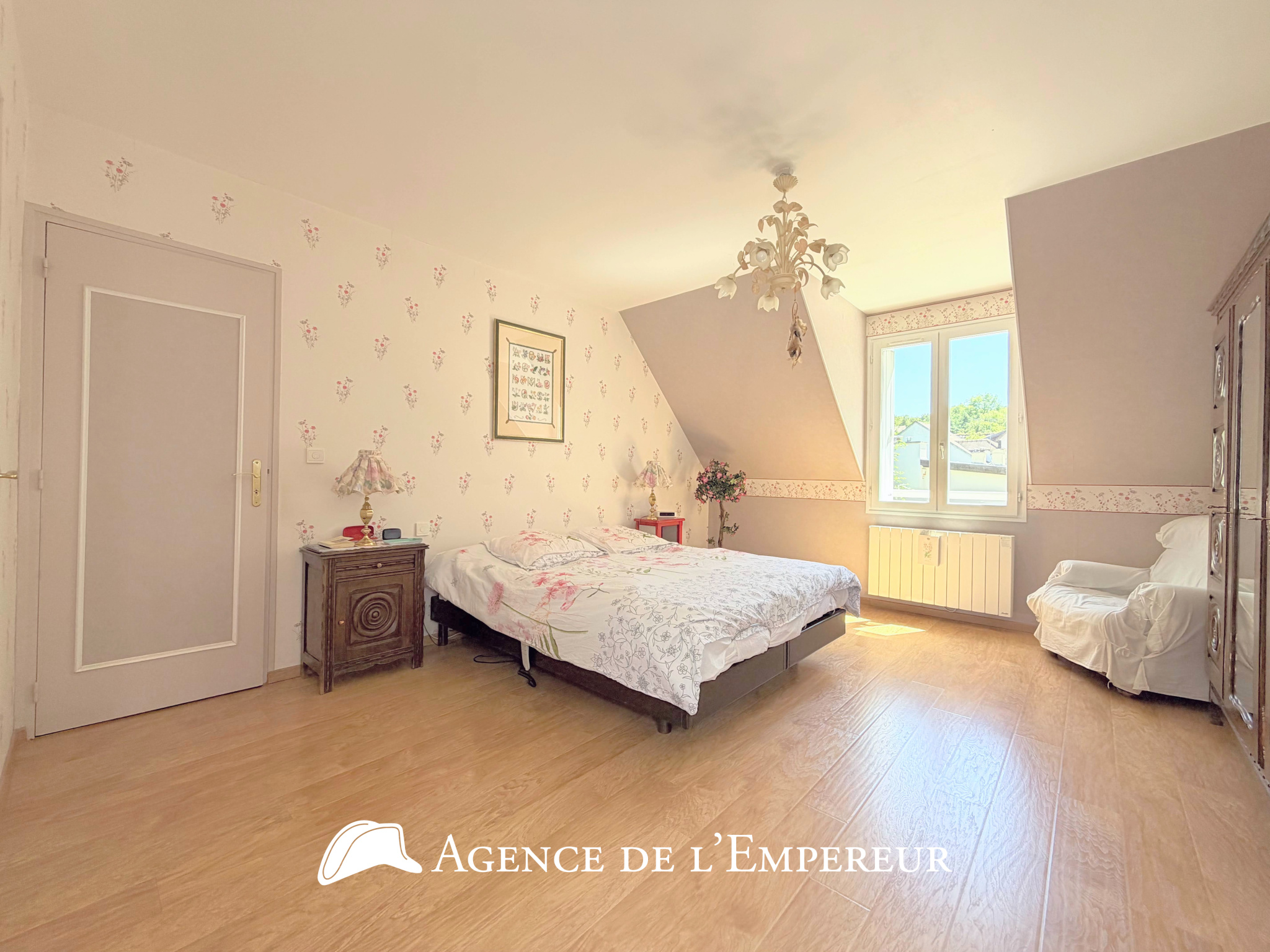 Maison 5 chambres, grand jardin, Saint-Cucufa.