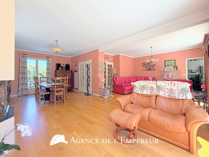 Maison 5 chambres, grand jardin, Saint-Cucufa.
