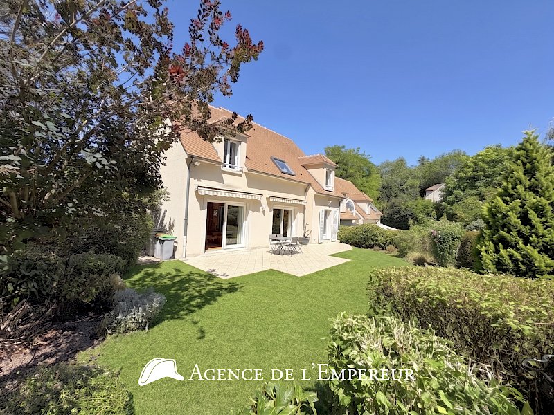 Maison 5 chambres, grand jardin, Saint-Cucufa.