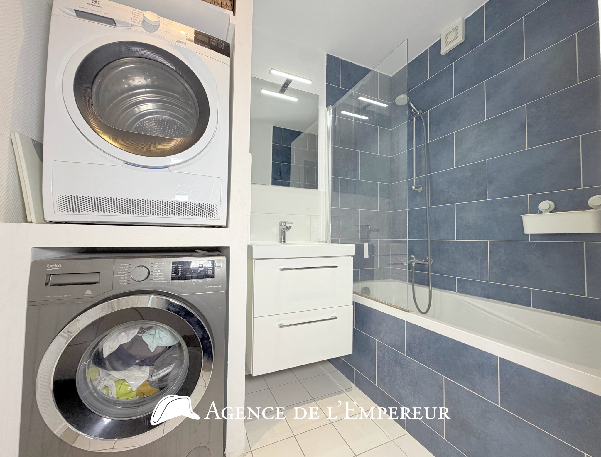 4 Pièces de 79,74 m2 - Balcon, cave et parking. Suresnes