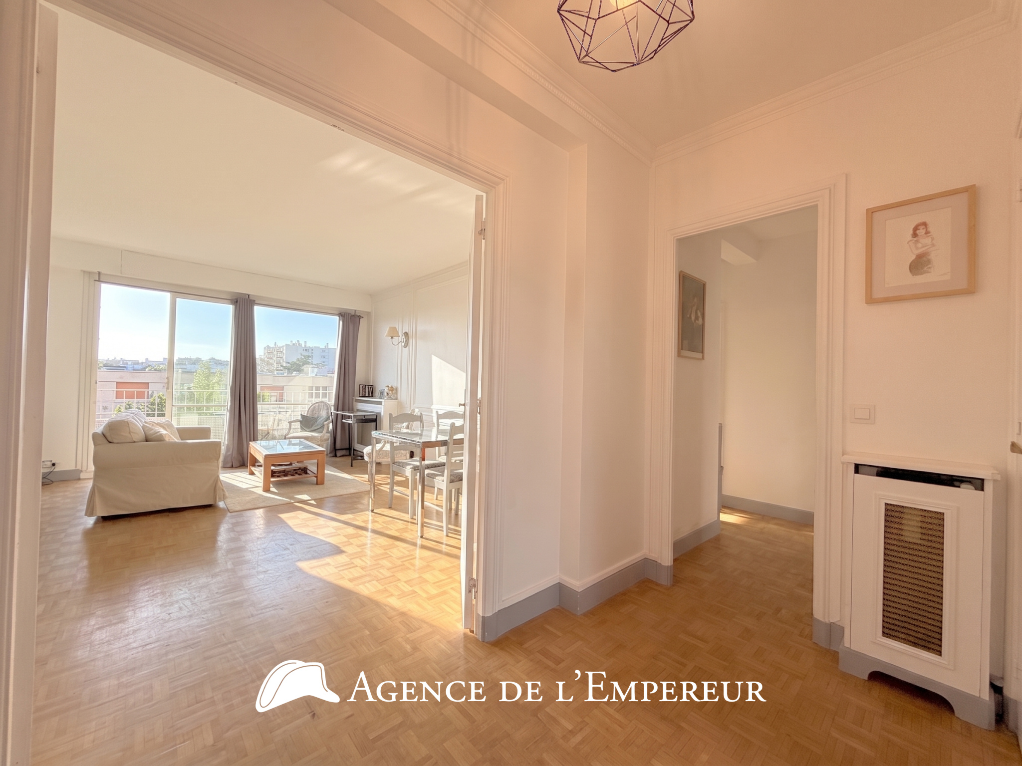 4 Pièces de 79,74 m2 - Balcon, cave et parking. Suresnes