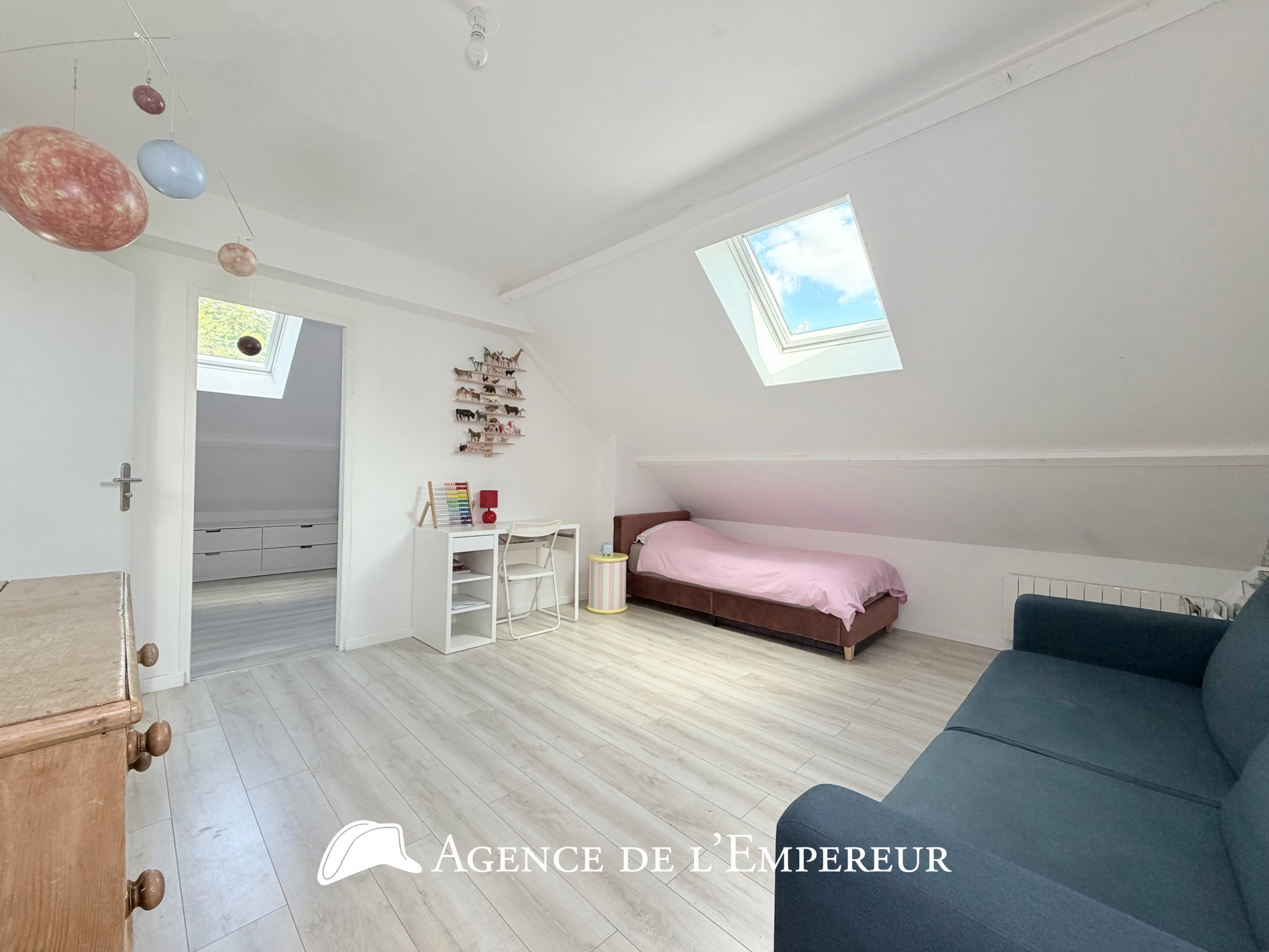 Maison contemporaine avec 120 m2 d'espace extérieur privatif   Rueil cœur de ville
