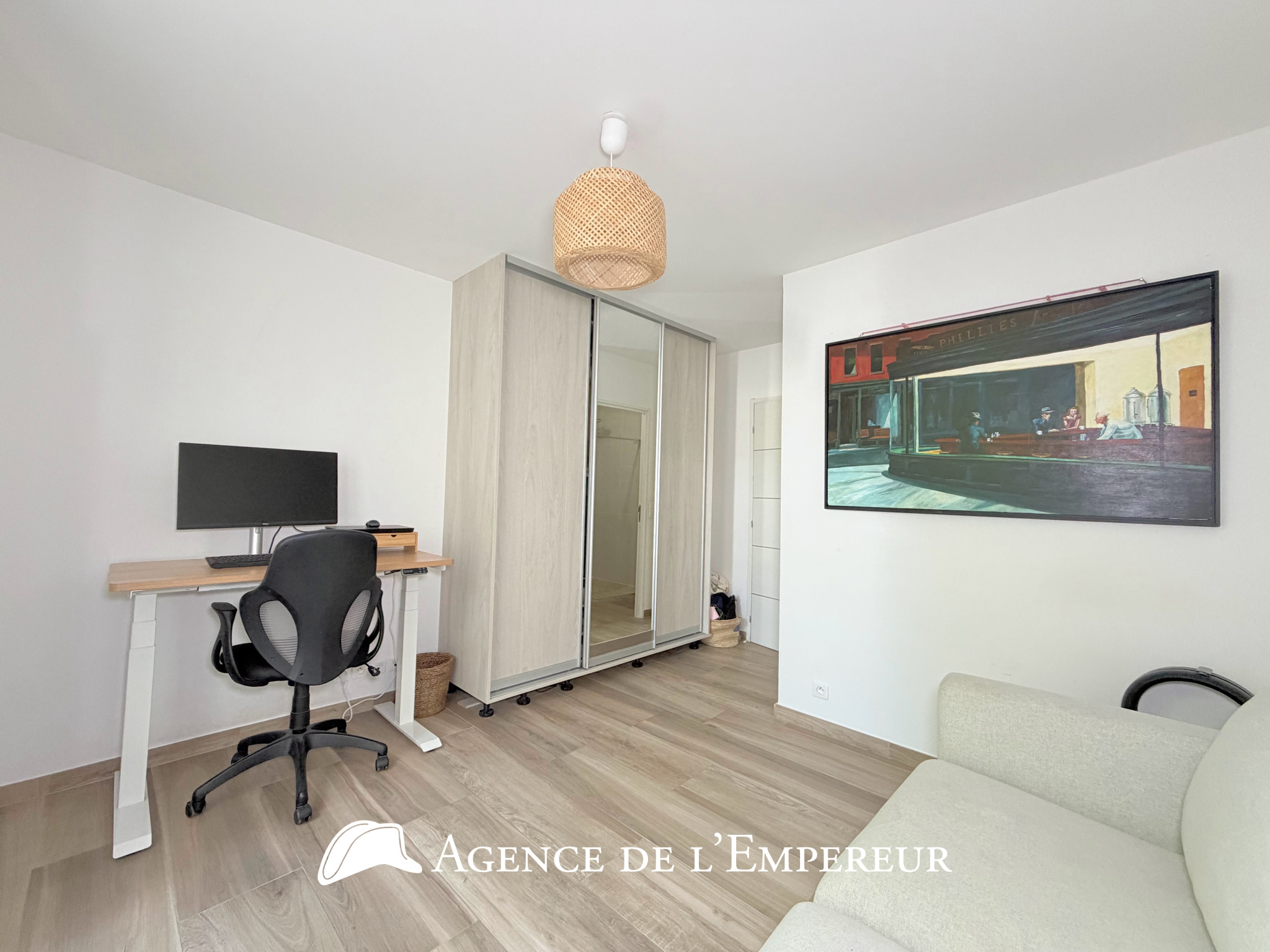 Maison contemporaine avec 120 m2 d'espace extérieur privatif   Rueil cœur de ville