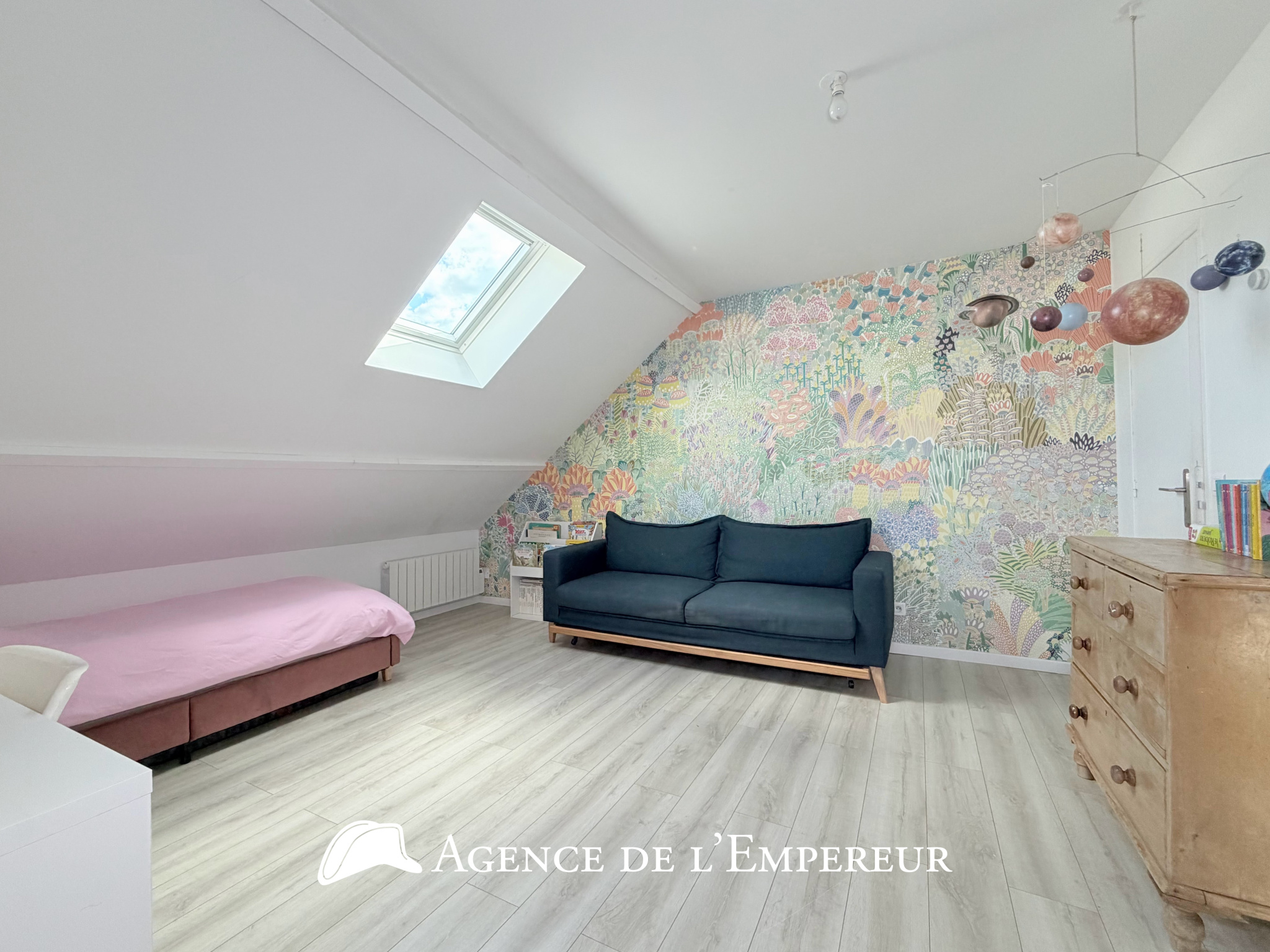 Maison contemporaine avec 120 m2 d'espace extérieur privatif   Rueil cœur de ville