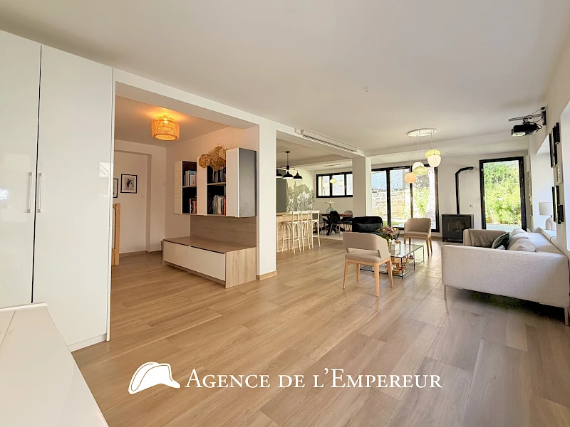 Maison contemporaine avec 120 m2 d'espace extérieur privatif   Rueil cœur de ville