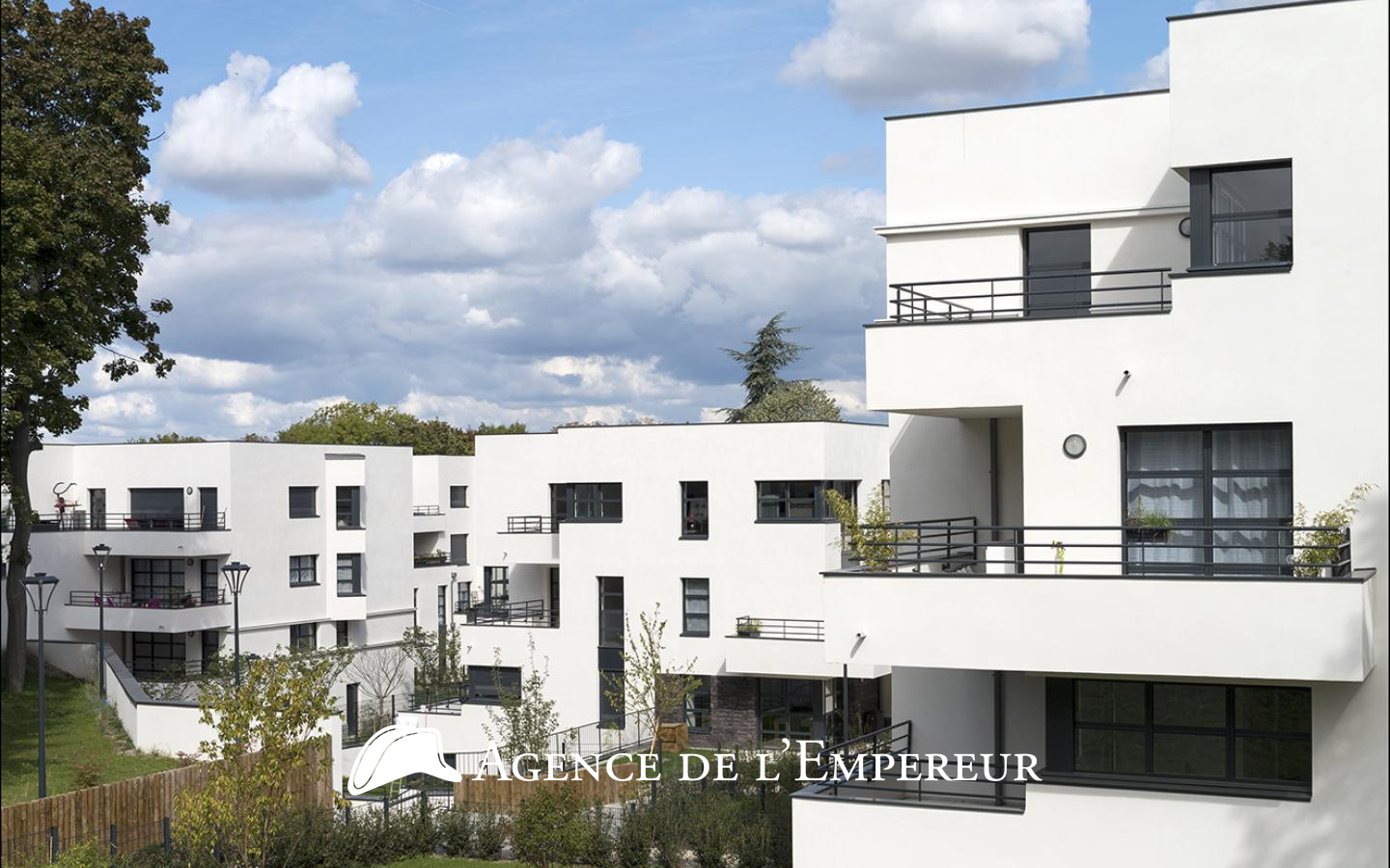 Grand 2 pièces 56 m2 avec terrasse, cave et parking. Résidence Jadis et Demain - 20