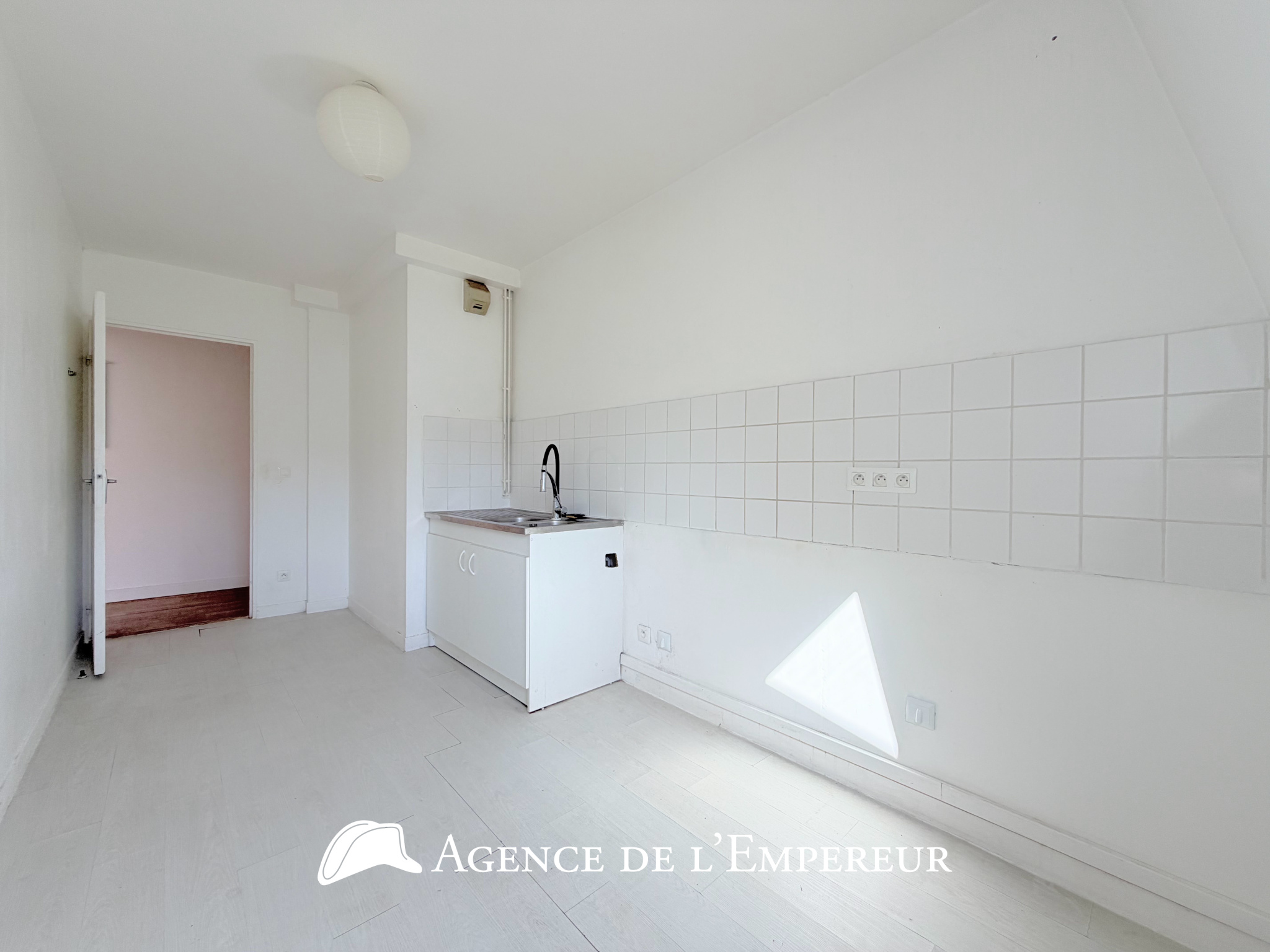 3 pièces dernier étage, cœur de ville   DPE C